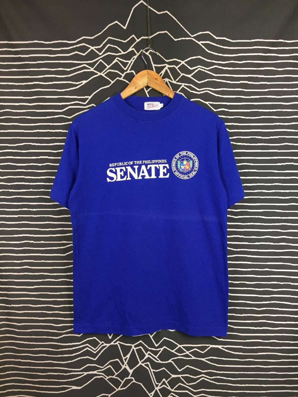 Vintage Vtg Republic of The Philippines Senate Official Seal Tee Size US M / EU 48-50 / 2 - 2 Thumbnail