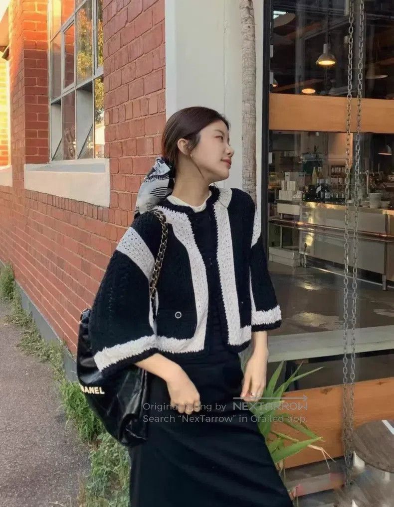 Chanel Chanel 22C black and white thick line knitted cardigan coa Size XS / US 0-2 / IT 36-38 - 9 Thumbnail
