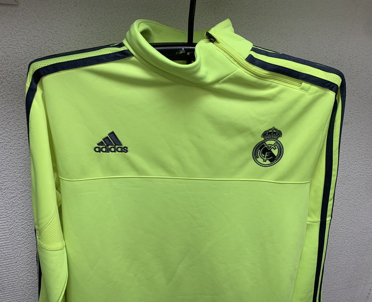 Adidas Adidas Real Madrid yellow soccer jersey longsleeve L sz Size US L / EU 52-54 / 3 - 3 Thumbnail