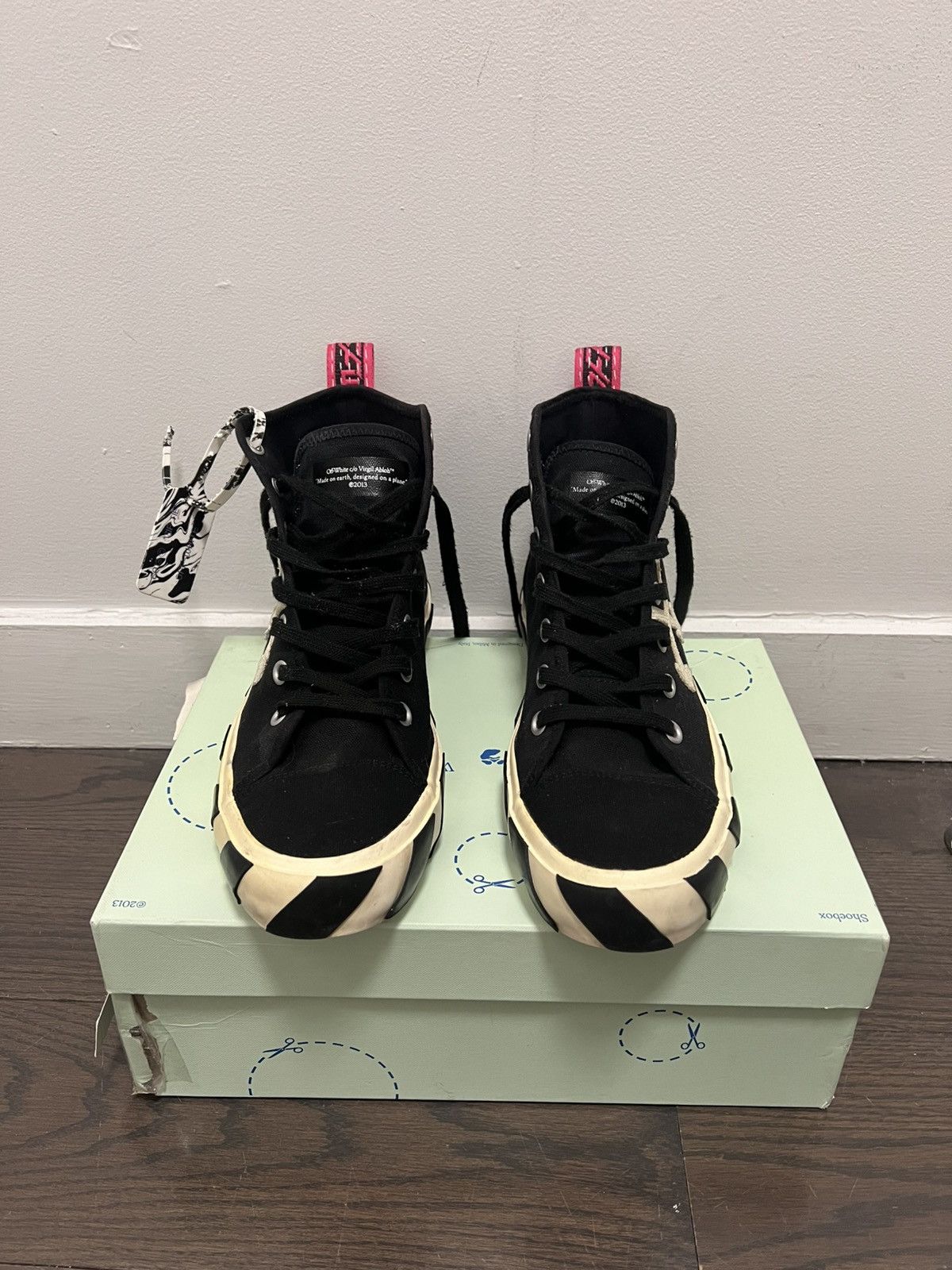 Off-White Off White Mid Top Vulcanized Canvas Size US 9.5 / EU 42-43 - 1 Thumbnail