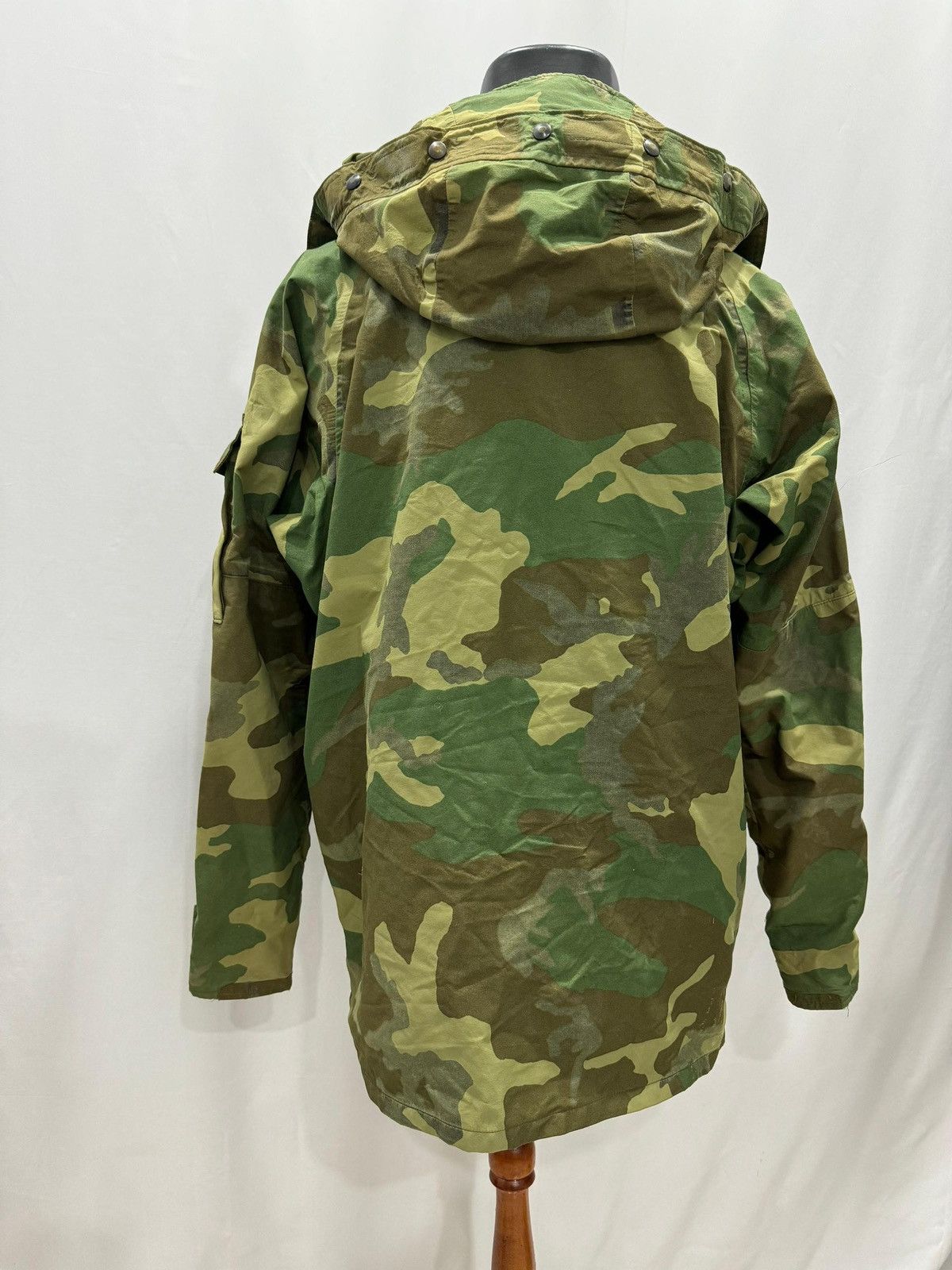 If Six Was Nine Vintage 90s Army Camo Jacket Hoddies Size US L / EU 52-54 / 3 - 9 Thumbnail