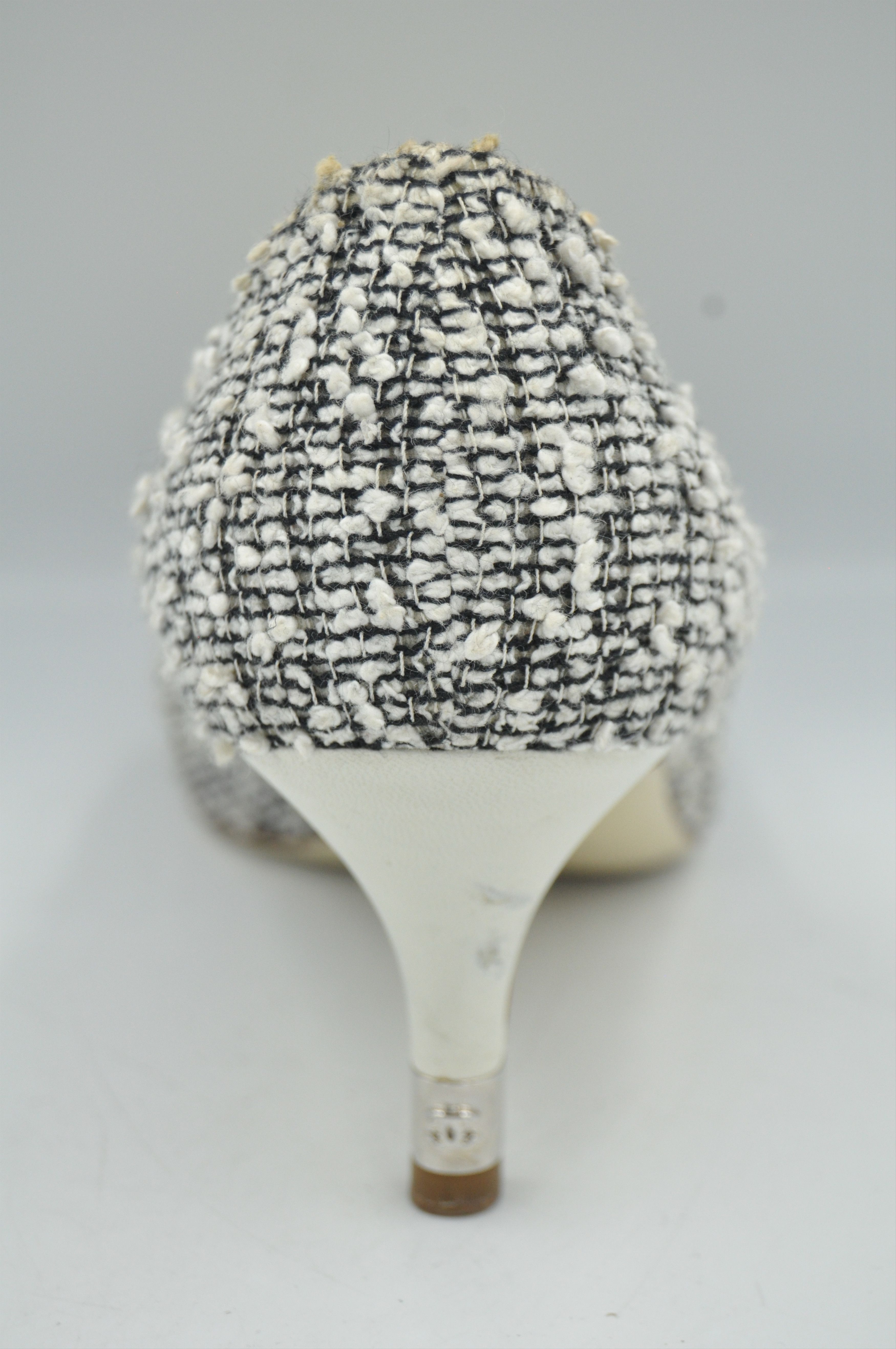 Chanel Chanel - Toe Cap Tweed Pumps Size US 5.5 / IT 35.5 - 4 Thumbnail