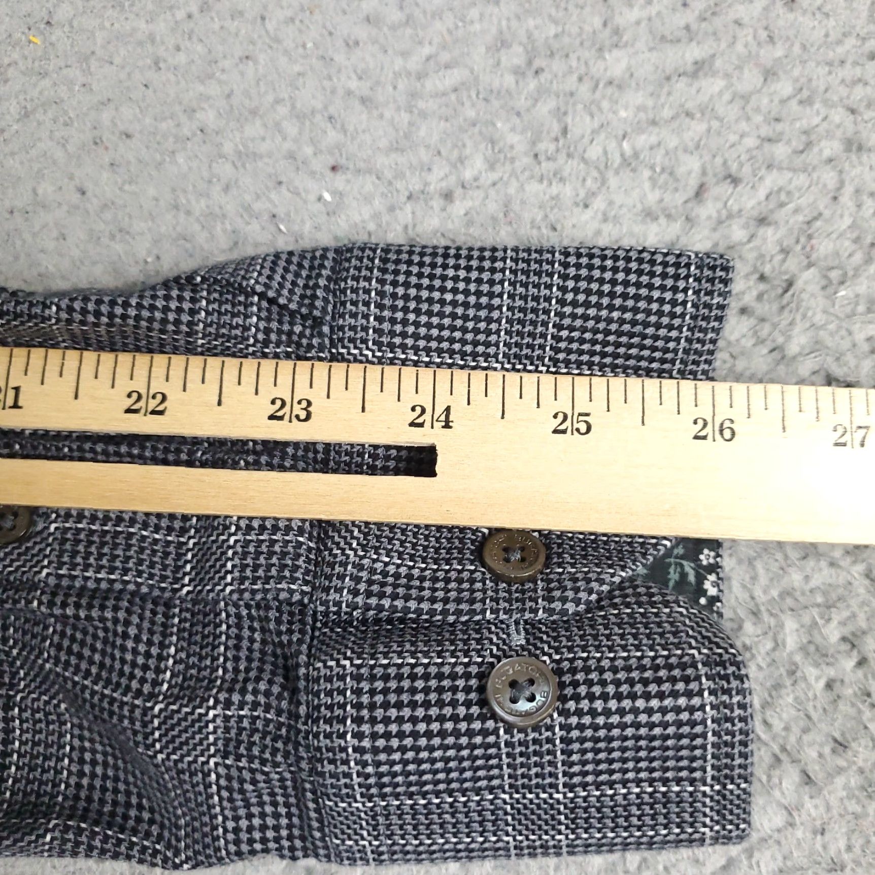 BUGATCHI Bugatchi Uomo Shirt Mens XL Gray Plaid Button-Up Long Sleeve Formal Casual Business Wearability Shirt Mens XL Gray Plaid Button-Up/Fine Cotton Size US XL / EU 56 / 4 - 6 Thumbnail
