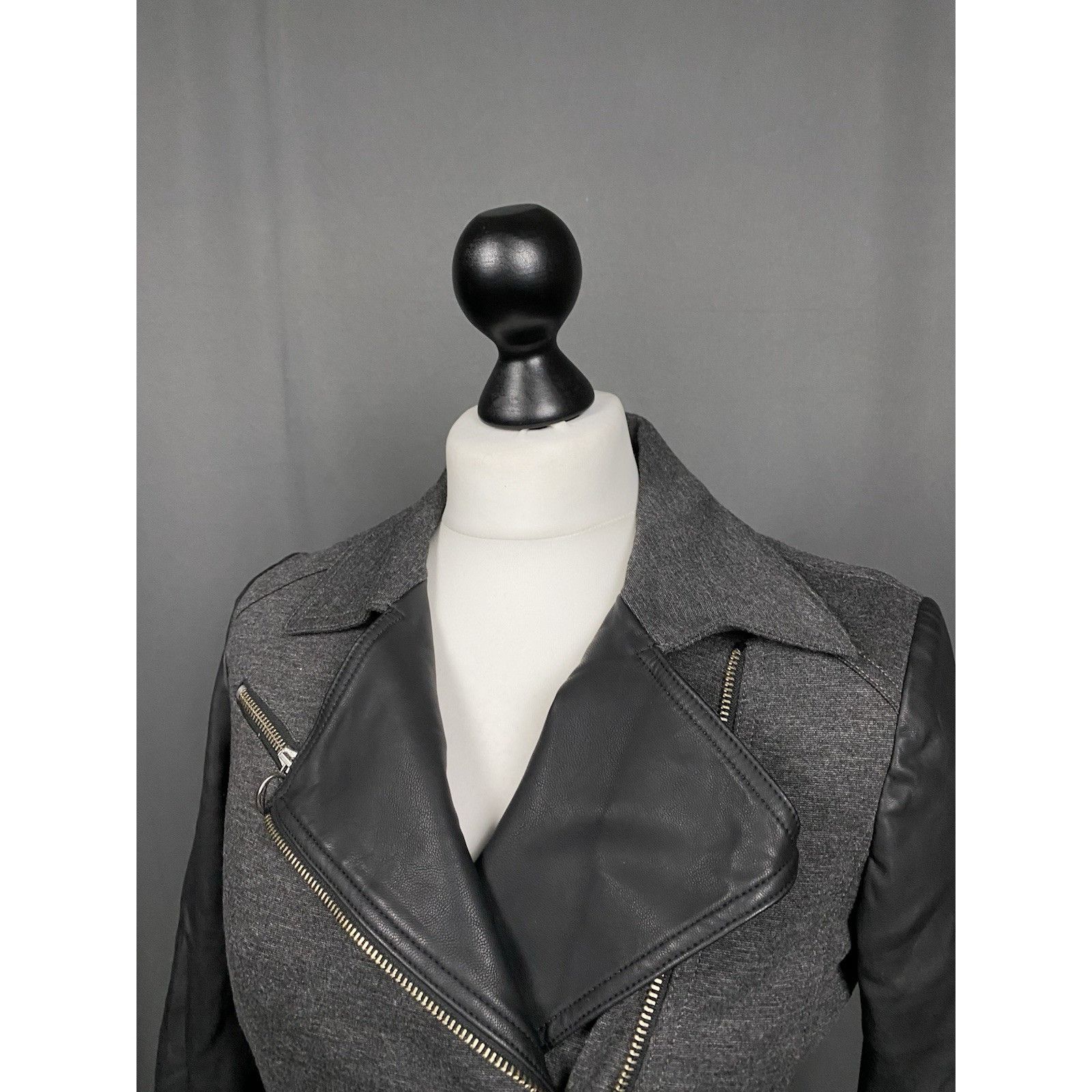 Versace Versace Assymetric Gray Black Biker Motorcycle Jacket Size Size S / US 4 / IT 40 - 5 Thumbnail