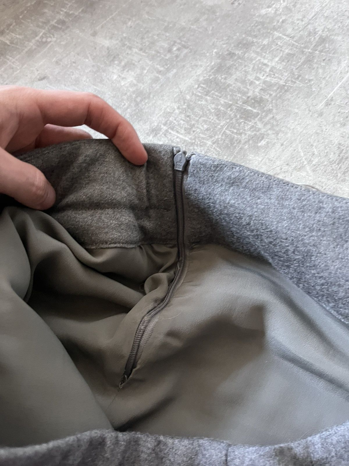 Brunello Cucinelli Brunello Cucinelli ostrich feather mini skirt grey Size 32" / US 10 / IT 46 - 5 Thumbnail