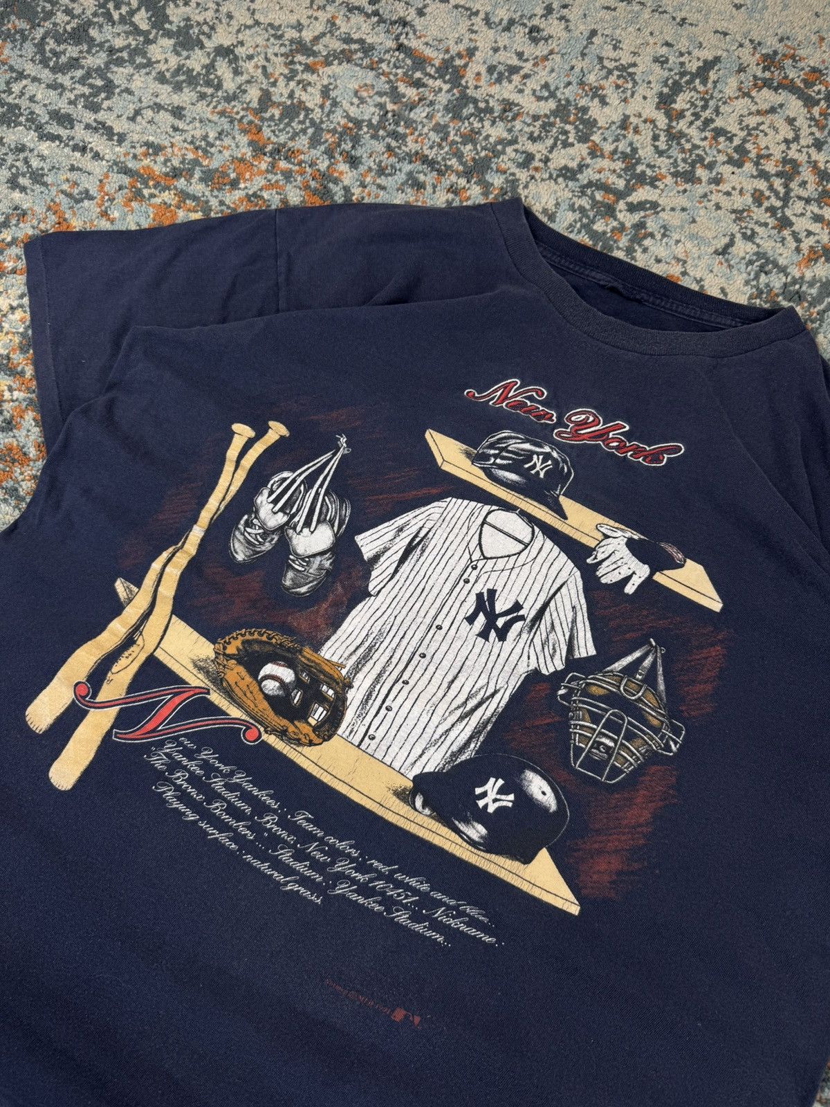 Vintage Vintage 1991 MLB Nutmeg New York Yankees graphic tee USA 90s Size US XL / EU 56 / 4 - 4 Thumbnail