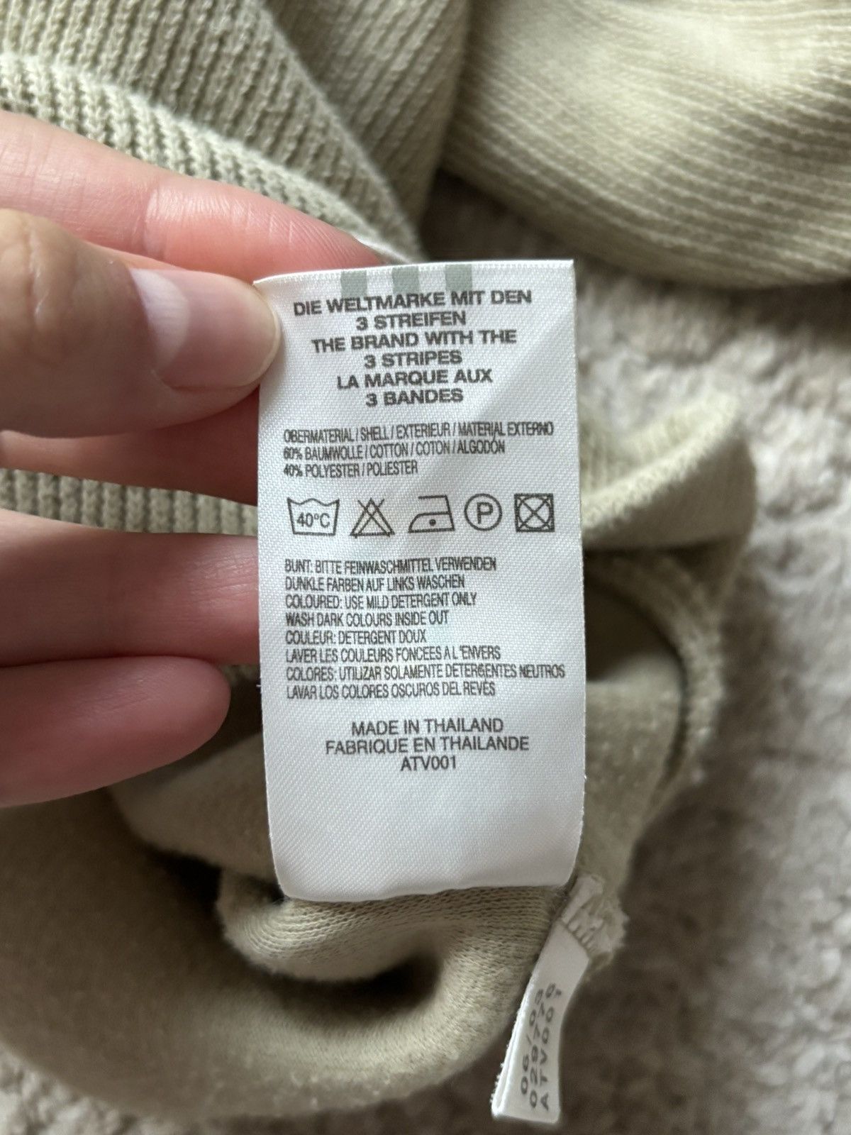 Adidas Vintage Adidas sweater Size US XL / EU 56 / 4 - 8 Thumbnail