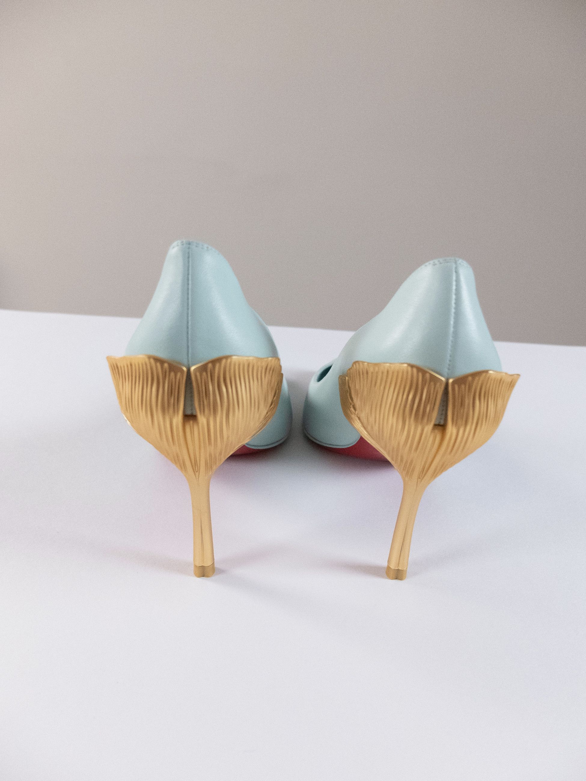 正規店買付【ルブタン】Ginko pump with gold heel Christian Louboutin Ginko Pump With Gold Heel In Blue - 42