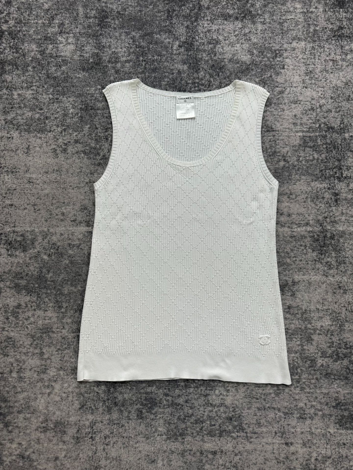 Chanel Chanel Women's Vest Size S / US 4 / IT 40 - 1 Thumbnail