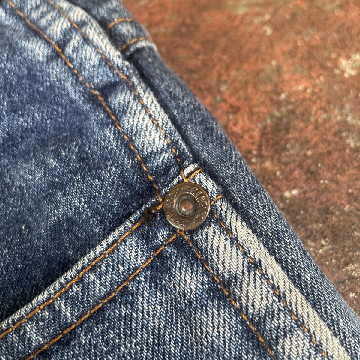 Wrangler Y2K Wrangler Distressed Washed Mud Jeans Vintage Size US 36 / EU 52 - 13 Thumbnail