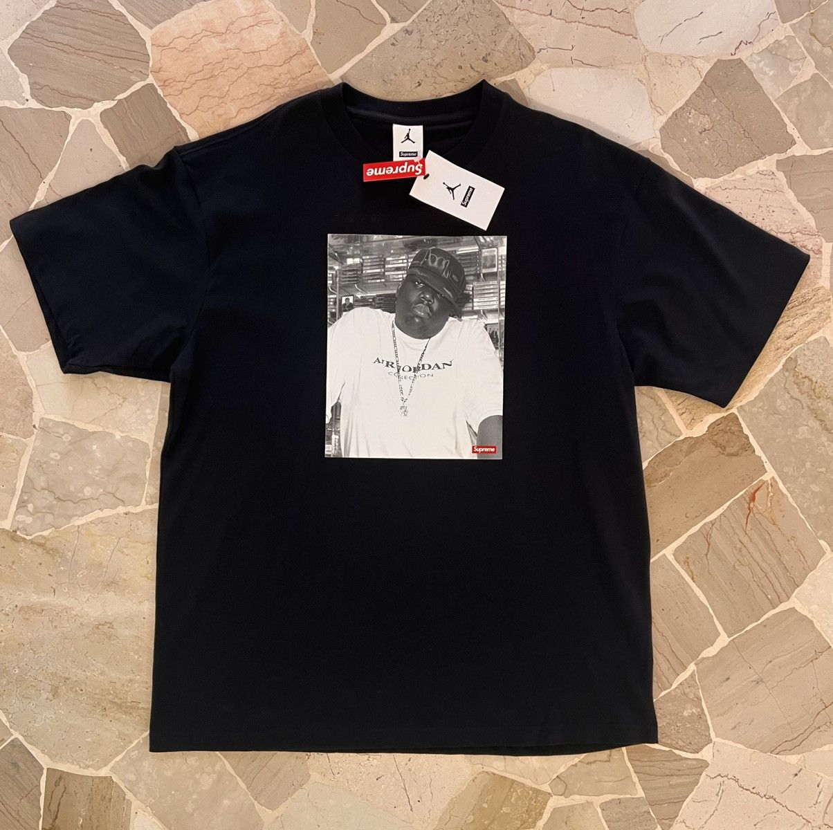 Jordan Brand Supreme Jordan Biggie Notorious BIG tee Tshirt black photo Size US M / EU 48-50 / 2 - 10 Thumbnail