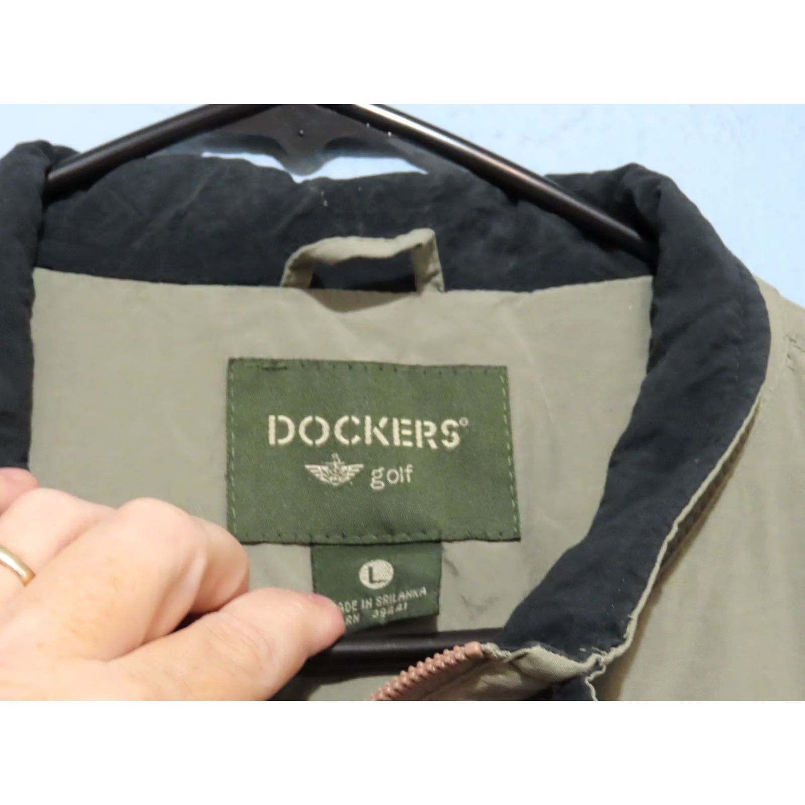 Dockers DOCKERS Golf Men's L 1/2 Button Pullover Windbreaker Jacket Khaki Beige Nylon Zipper Pockets Logo All Seasons Outdoor Windbreaker Summer Fall Winter Size US L / EU 52-54 / 3 - 5 Thumbnail