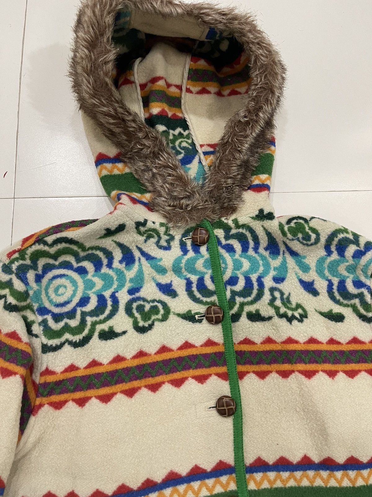 United Colors Of Benetton AUTUMN WINTER UNITED COLOR OF BENETTON Italy Size US M / EU 48-50 / 2 - 6 Thumbnail