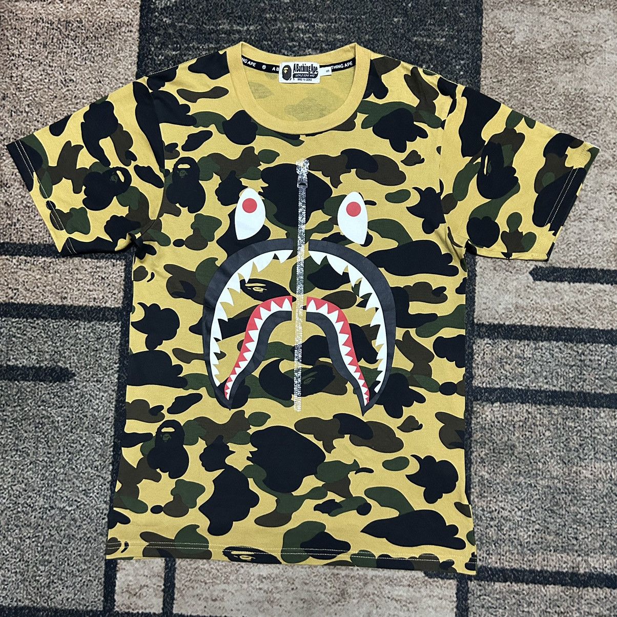 Bape 1st Camo Shark Tee Size US S / EU 44-46 / 1 - 1 Thumbnail
