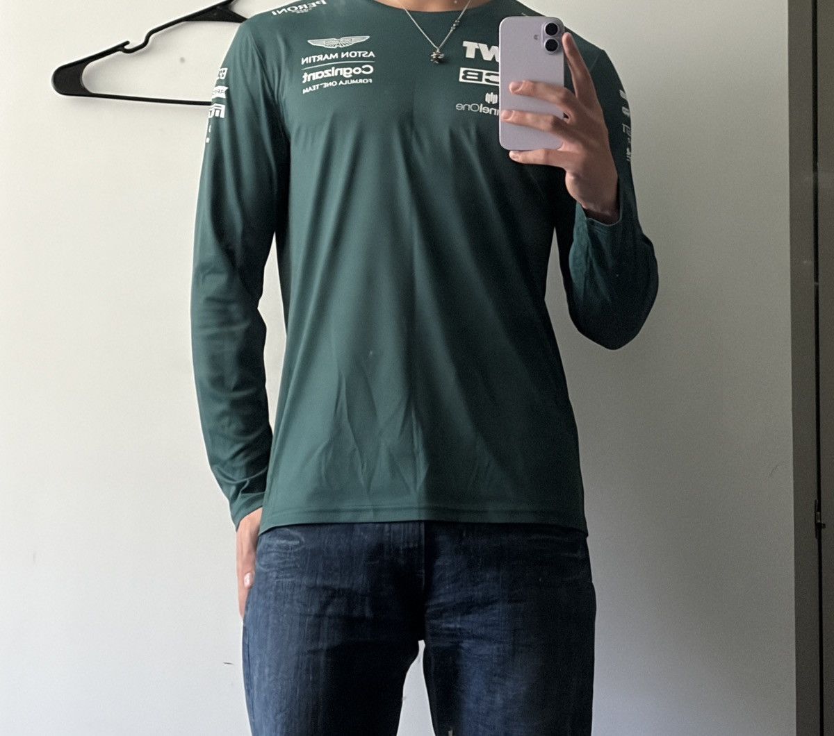 Formula 1 Aston Martin l/s Size US L / EU 52-54 / 3 - 4 Thumbnail