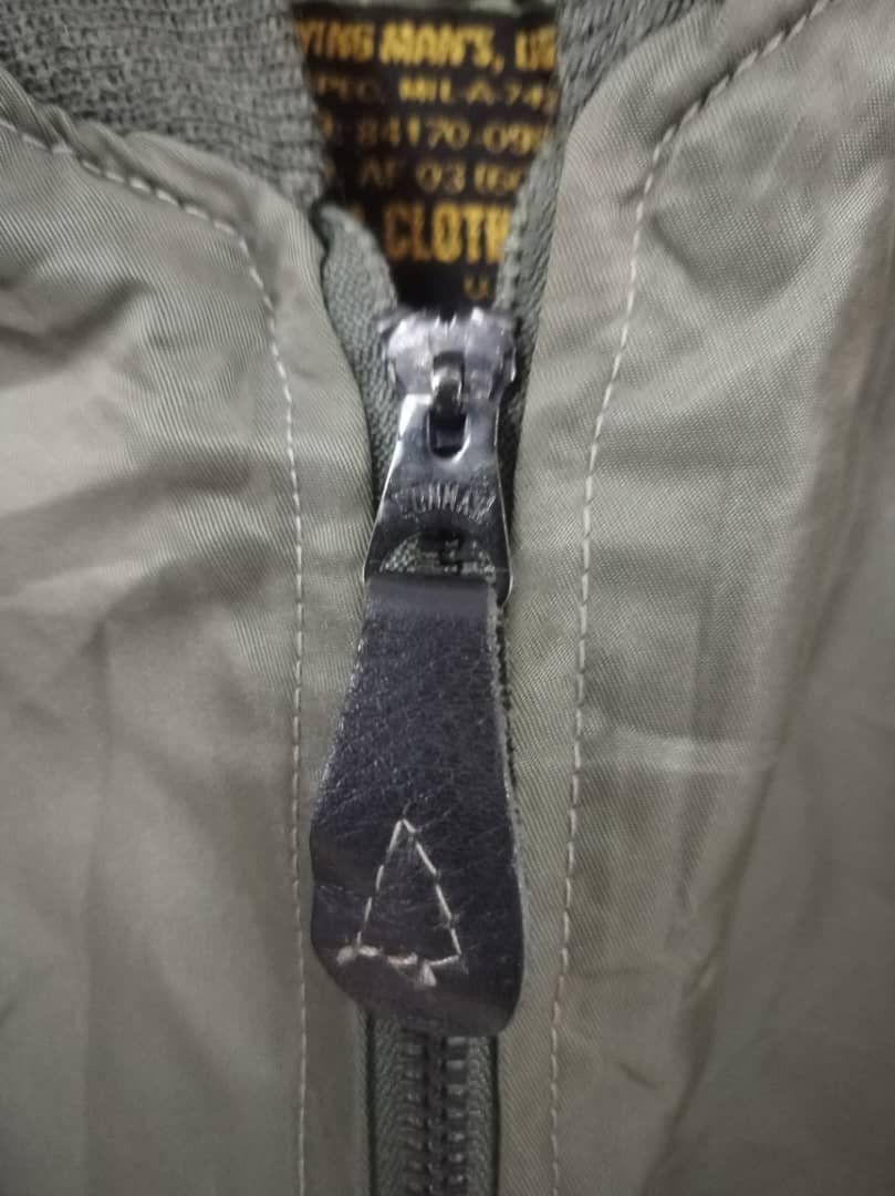 Avirex 📌VINTAGE AVIREX FLYING MAN LIGHT ZONE ZIPPER JACKET BOMBER Size US XL / EU 56 / 4 - 8 Thumbnail