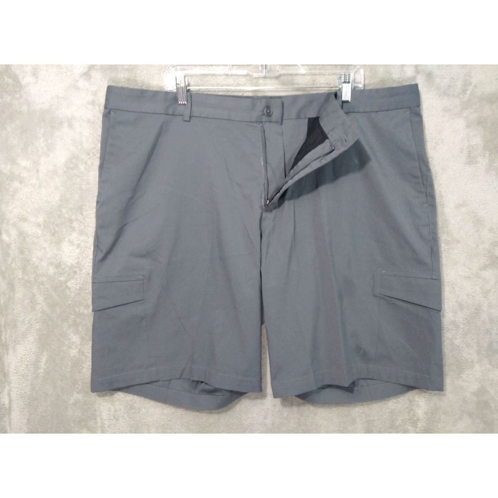 Nike Nike Golf Shorts Mens 42 Gray Cargo Performance Dri Fit Flat Front Stretch Size US 42 / EU 58 - 2 Thumbnail