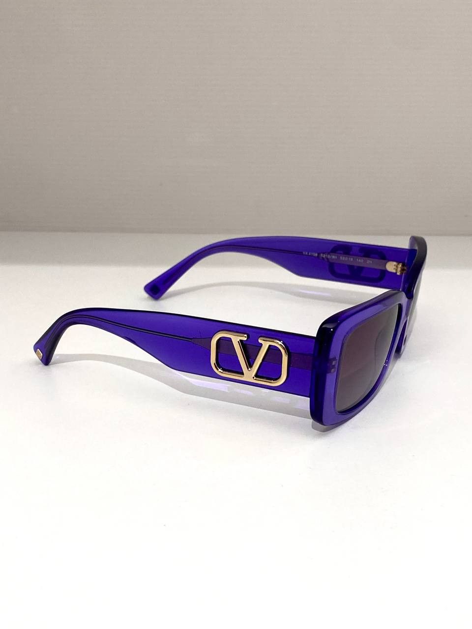 Valentino Valentino V Logo Signature Rectangular Oversized Sunglasses Size ONE SIZE - 5 Thumbnail