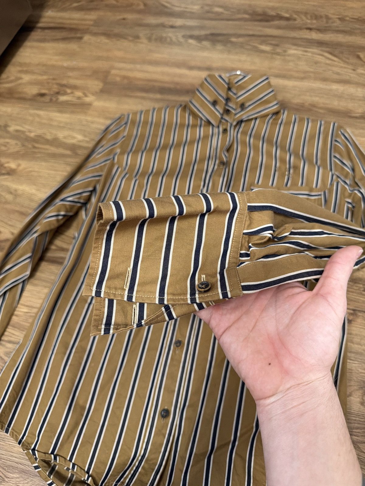 Vivienne Westwood Vivienne Westwood Striped Blouse w Exaggerated Cuffs/Neck Size M / US 6-8 / IT 42-44 - 4 Thumbnail