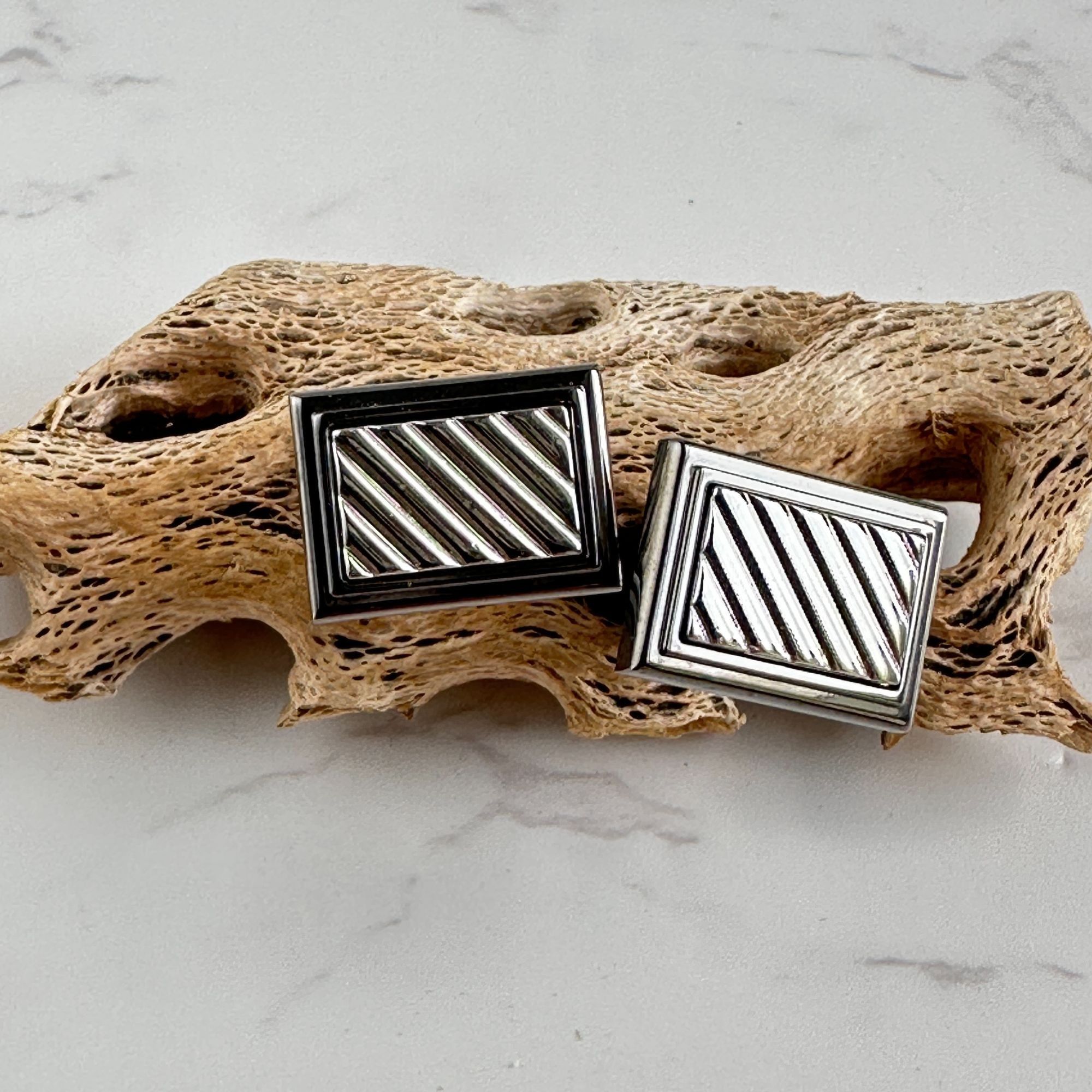 Vintage Gunmetal & Silver Rectangular Stripe Cufflinks For Men Size ONE SIZE - 1 Thumbnail