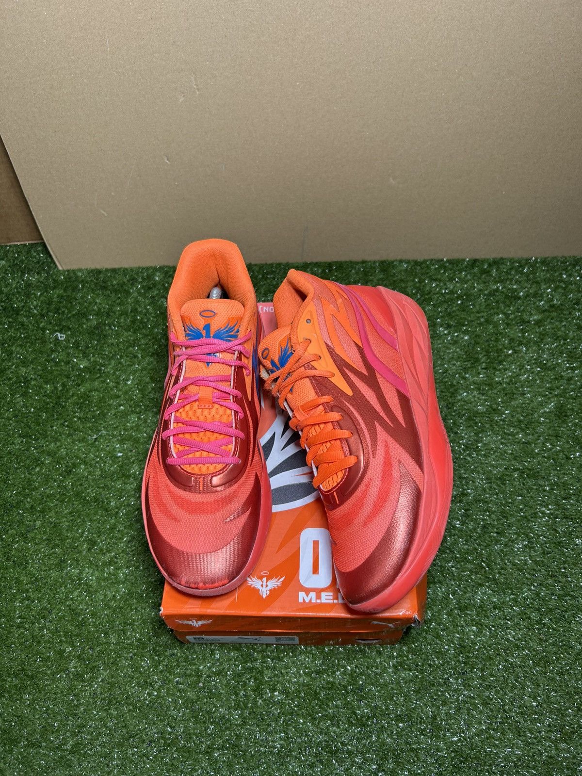 Puma Puma Lamelo Ball MB.02 Supernova Size US 9.5 / EU 42-43 - 1 Thumbnail