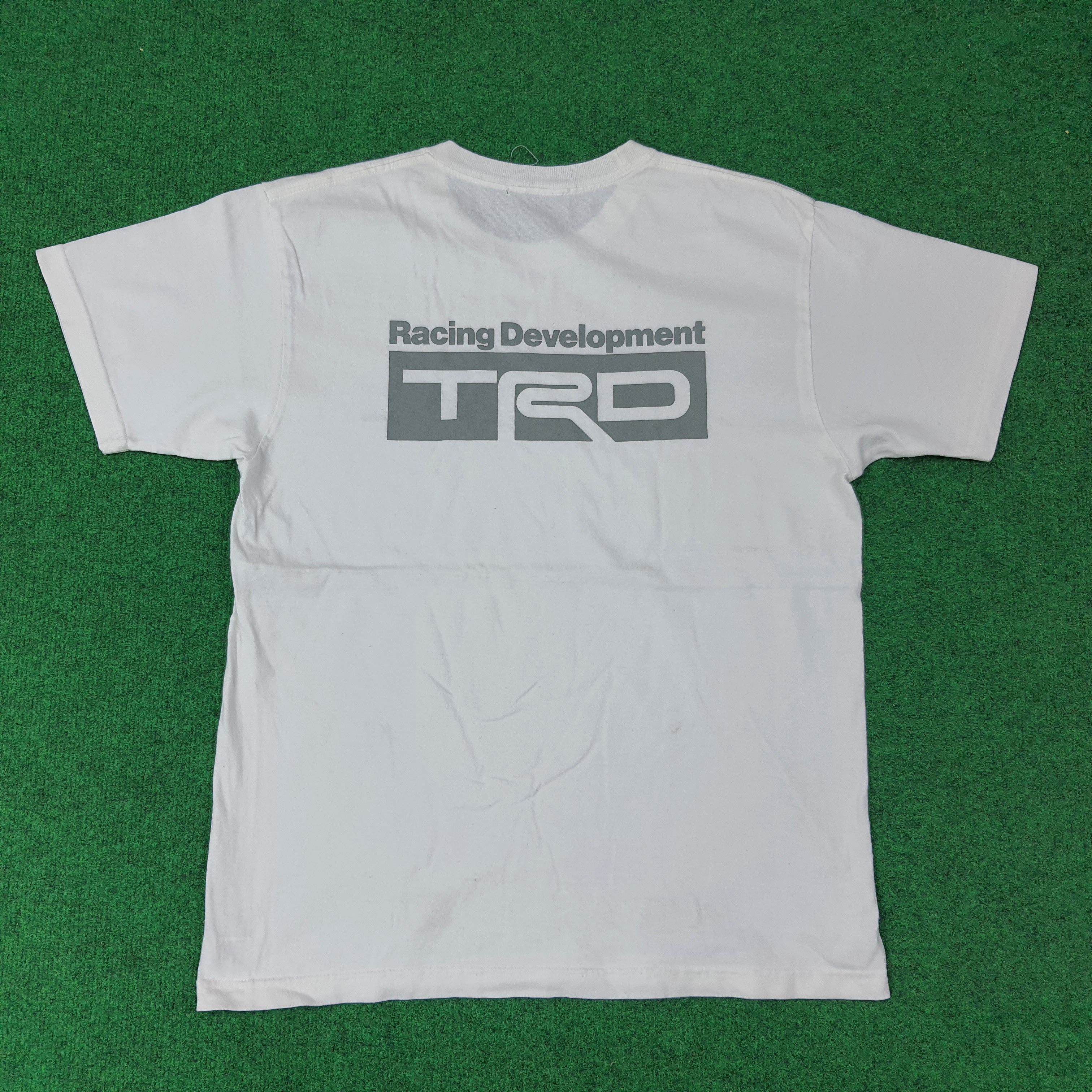 Japanese Brand Vintage TRD Toyota Racing Motorsports Tshirt C267N24 Size US M / EU 48-50 / 2 - 1 Thumbnail