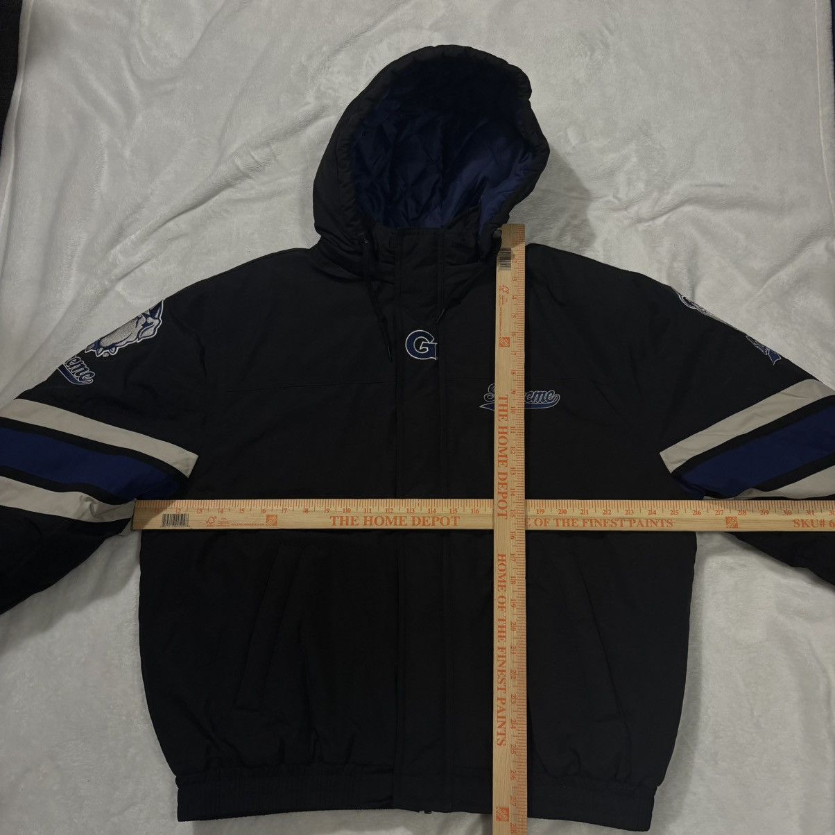 Supreme Supreme Mitchell & Ness NCAA Stadium Jacket Black Large FW24 Size US L / EU 52-54 / 3 - 11 Thumbnail