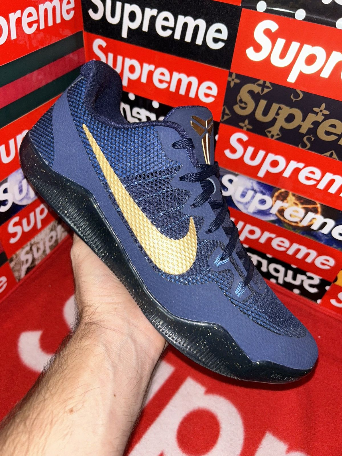 Nike Nike Kobe 11 EM Low ‘Philippines’ 836183-447 size 12 Size US 12 / EU 45 - 8 Thumbnail