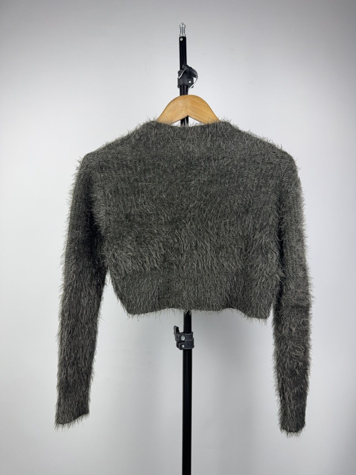 Japanese Brand Vintage Japanese Avant Garde Fuzzy Cropped Bolero Cardigan Size S / US 4 / IT 40 - 7 Thumbnail