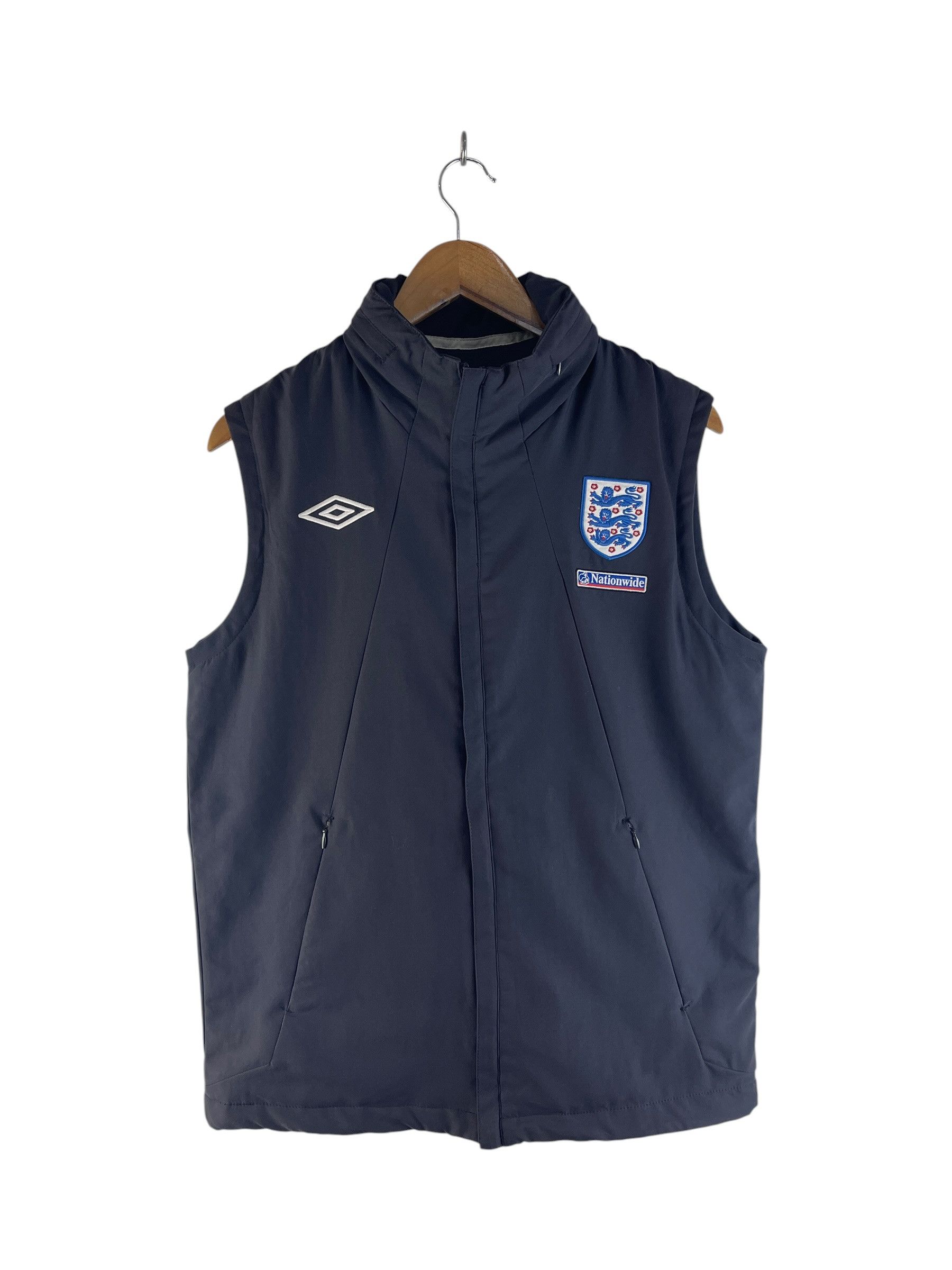 Umbro Vintage Umbro England Nationwide Training Vest Hooded 2000s Size US M / EU 48-50 / 2 - 1 Thumbnail