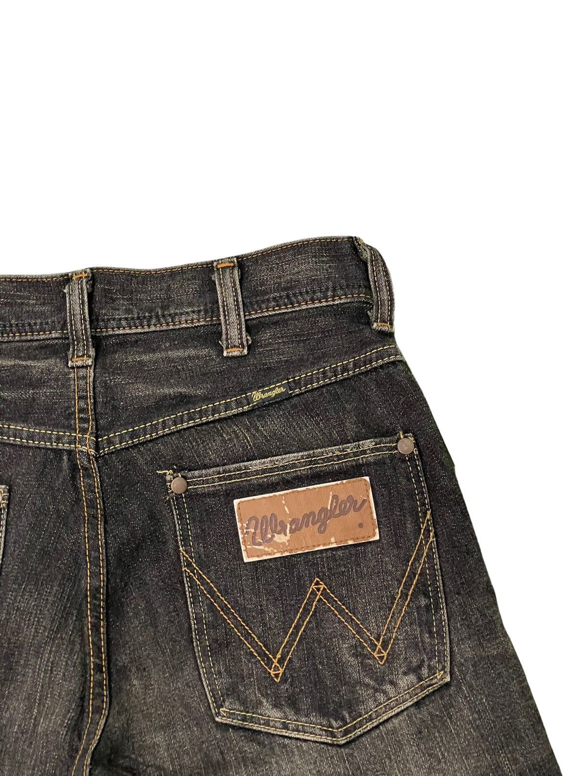 Japanese Brand Flare Jeans Wrangler Faded Distress Boot Cut 7🟦2 Size US 29 - 18 Thumbnail