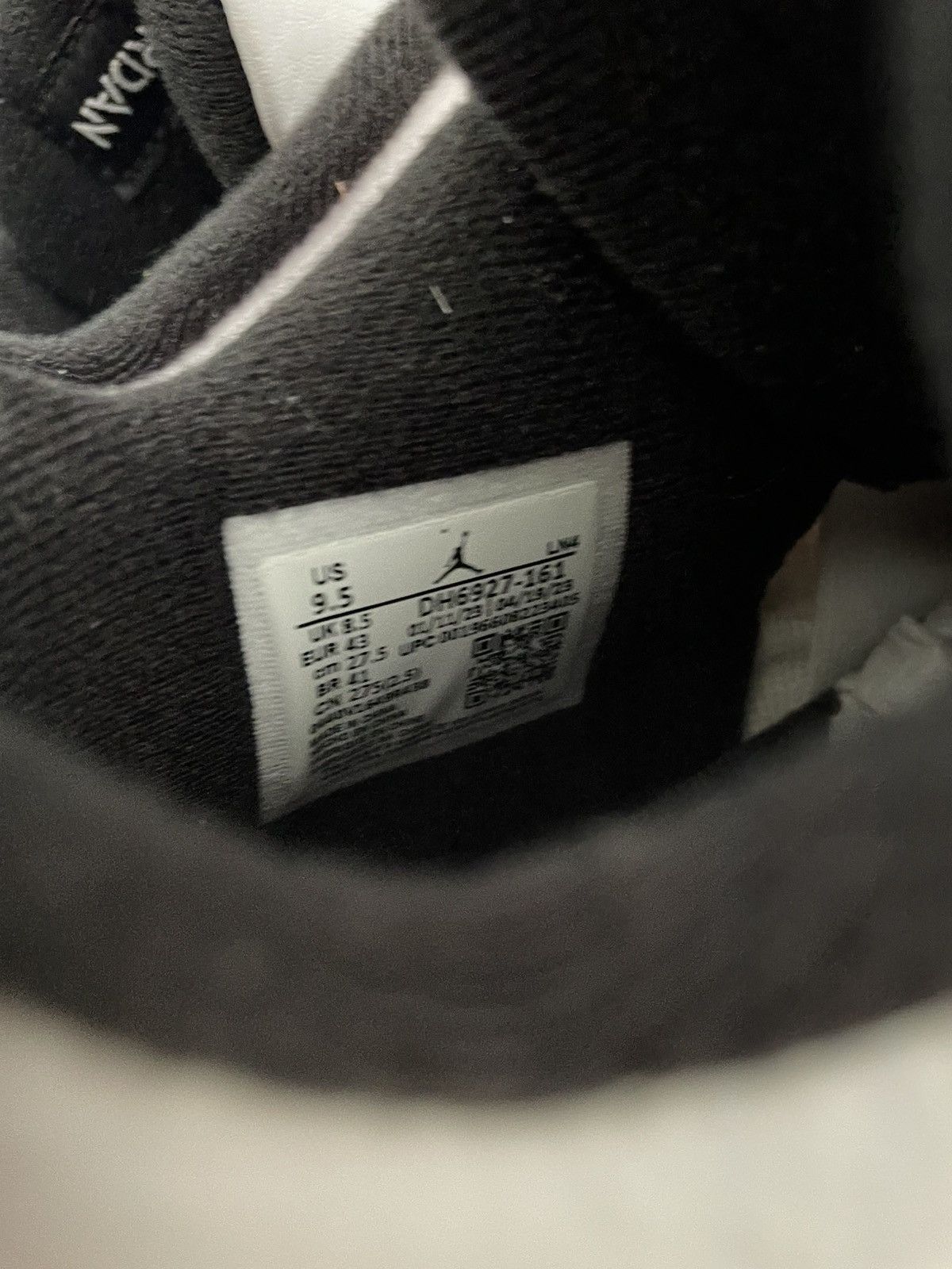 Jordan Brand Jordan 4 Red Cement Size US 9.5 / EU 42-43 - 7 Thumbnail