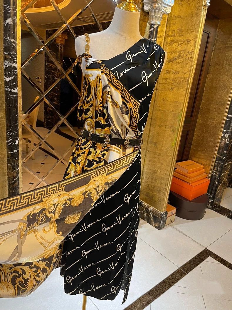 Versace Versace Asymmetrical mulberry silk dress dress Size M / US 6-8 / IT 42-44 - 4 Thumbnail