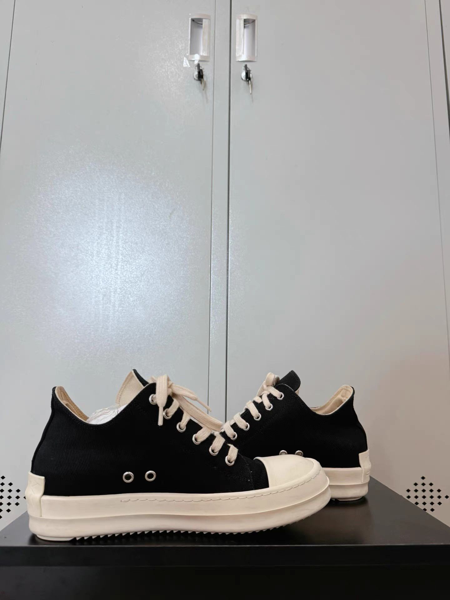 Rick Owens Drkshdw Rick Owens Drkshdw Converse high-top sneakers Size US 6 / EU 39 - 6 Thumbnail