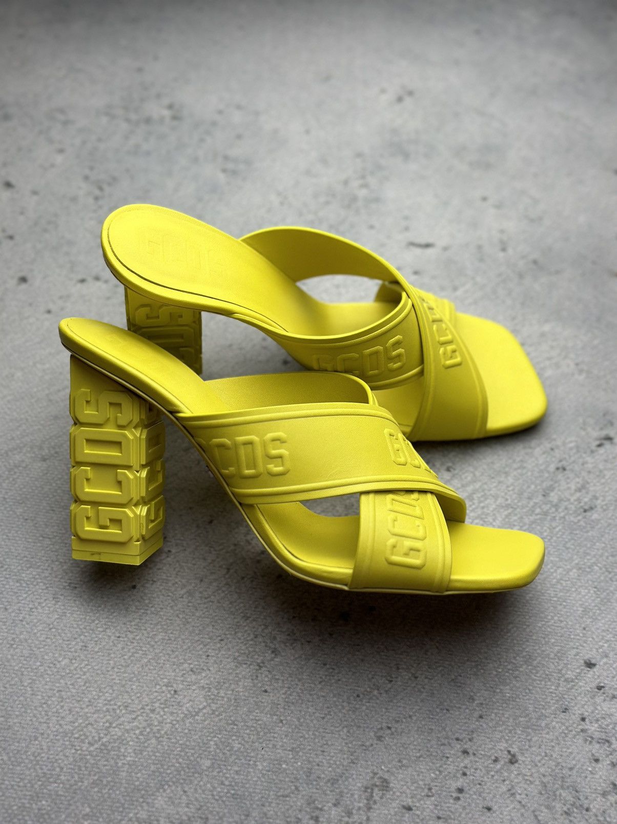 GCDS GCDS Leather Yellow Heels Sandals Luxury Size US 8 / IT 38 - 1 Thumbnail