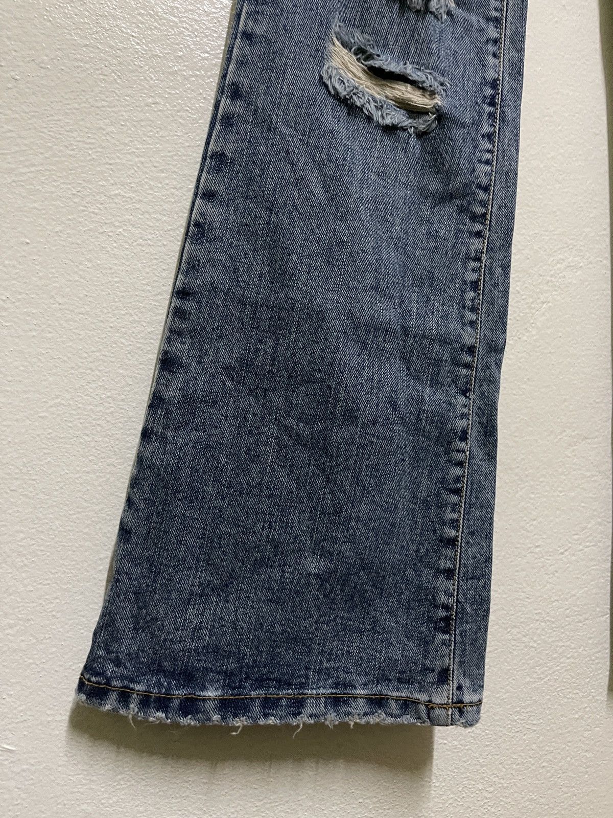 Japanese Brand GOA Distressed Flared Jeans Size 27" / US 4 / IT 40 - 4 Thumbnail