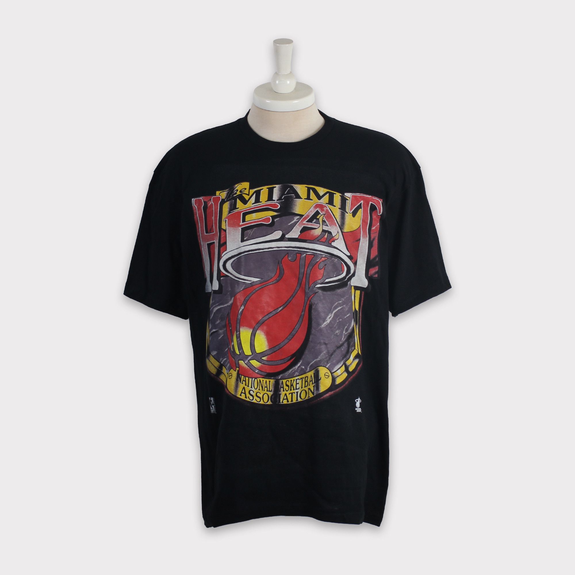 Vintage 00s Miami Heat Tshirt/Sweatshirt/Hoodie/Gift/Tee