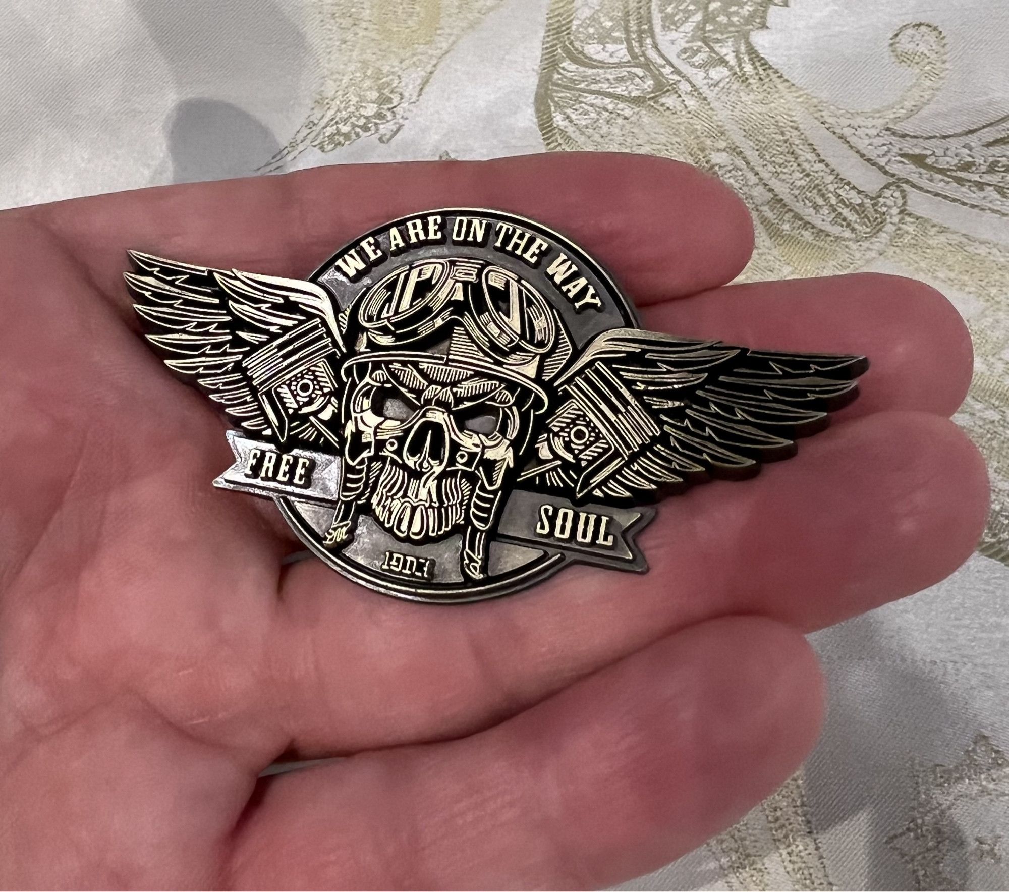 Designer Retro Motorcycle Cartoon Metal Brooch Size ONE SIZE - 2 Thumbnail
