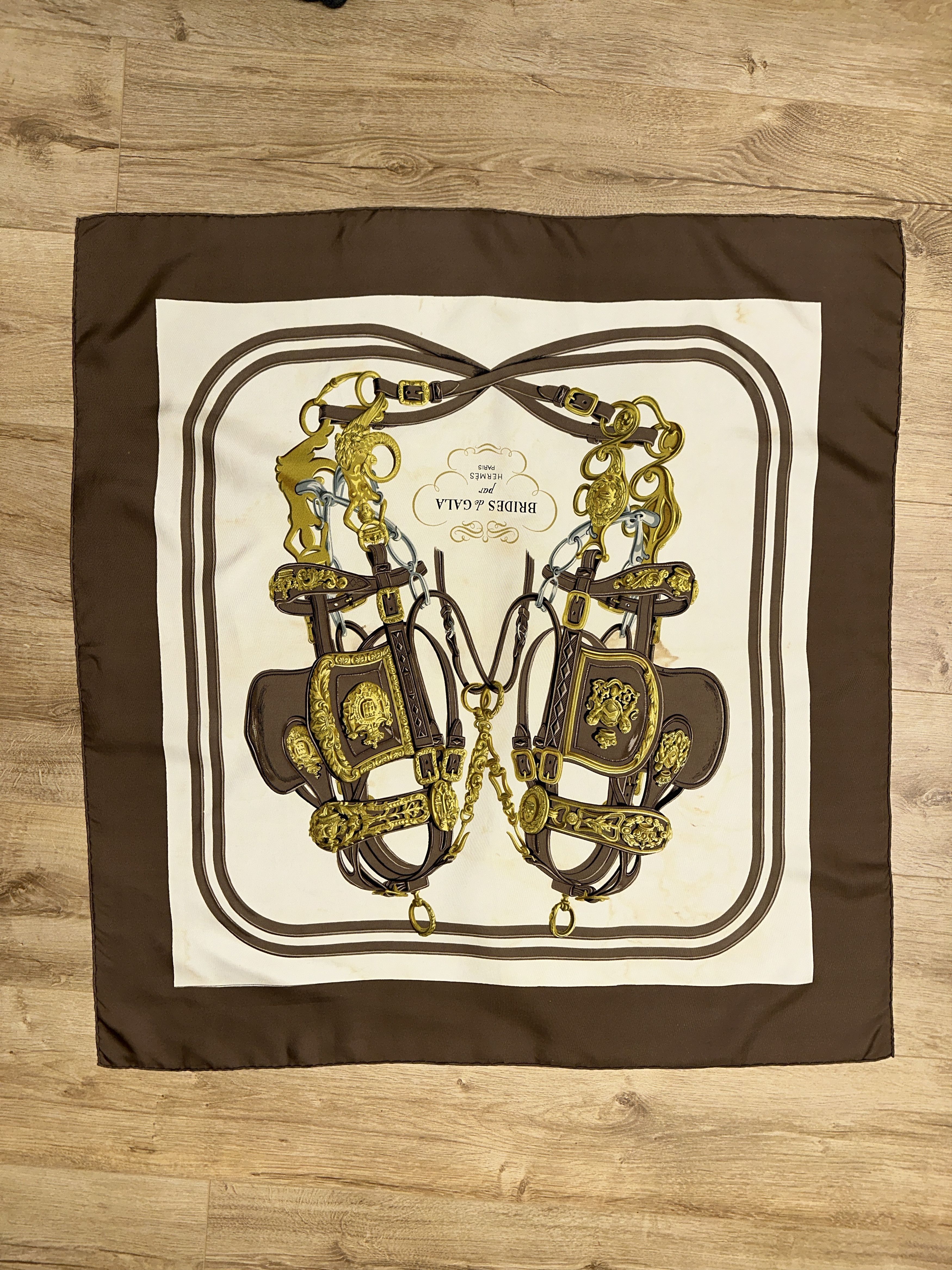Hermes Hermès Brides de Gala Silk Scarf 90cm Brown Gold France Size ONE SIZE - 2 Thumbnail