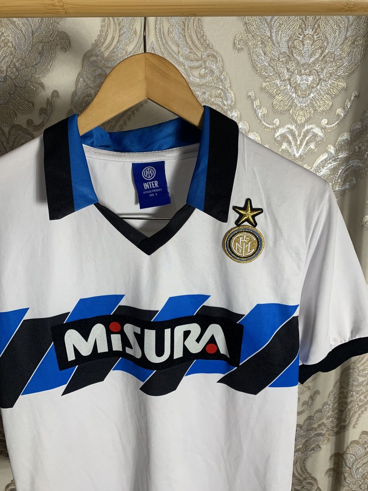 Vintage VERY RARE INTER MILAN ITALY SOCCER JERSEY RETRO BLOKE 90s Size US S / EU 44-46 / 1 - 2 Thumbnail