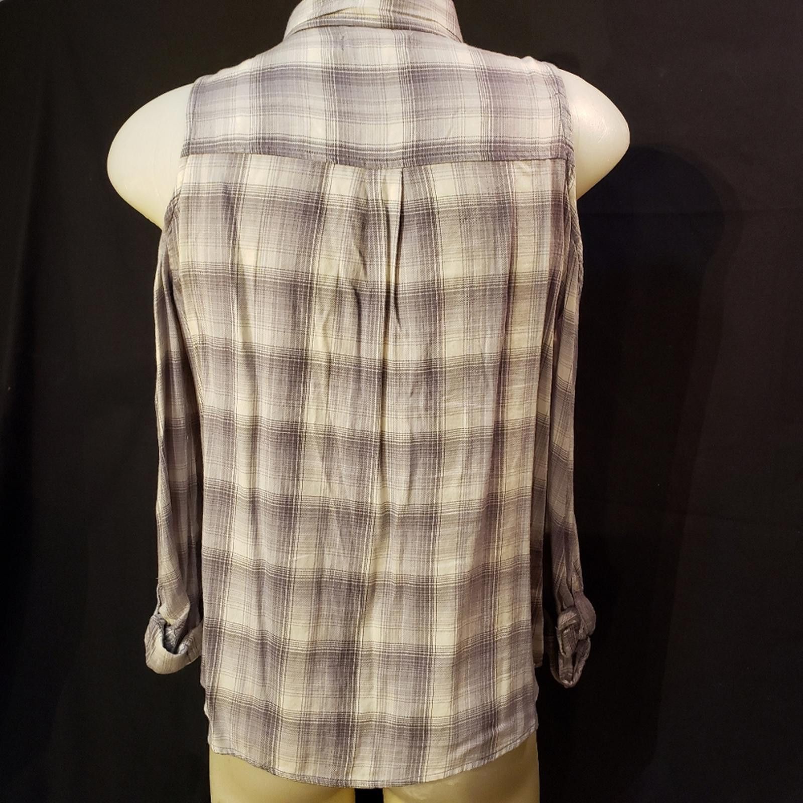 Other Hollister Cold Shoulder Plaid Shirt sz L Size L / US 10 / IT 46 - 2 Thumbnail
