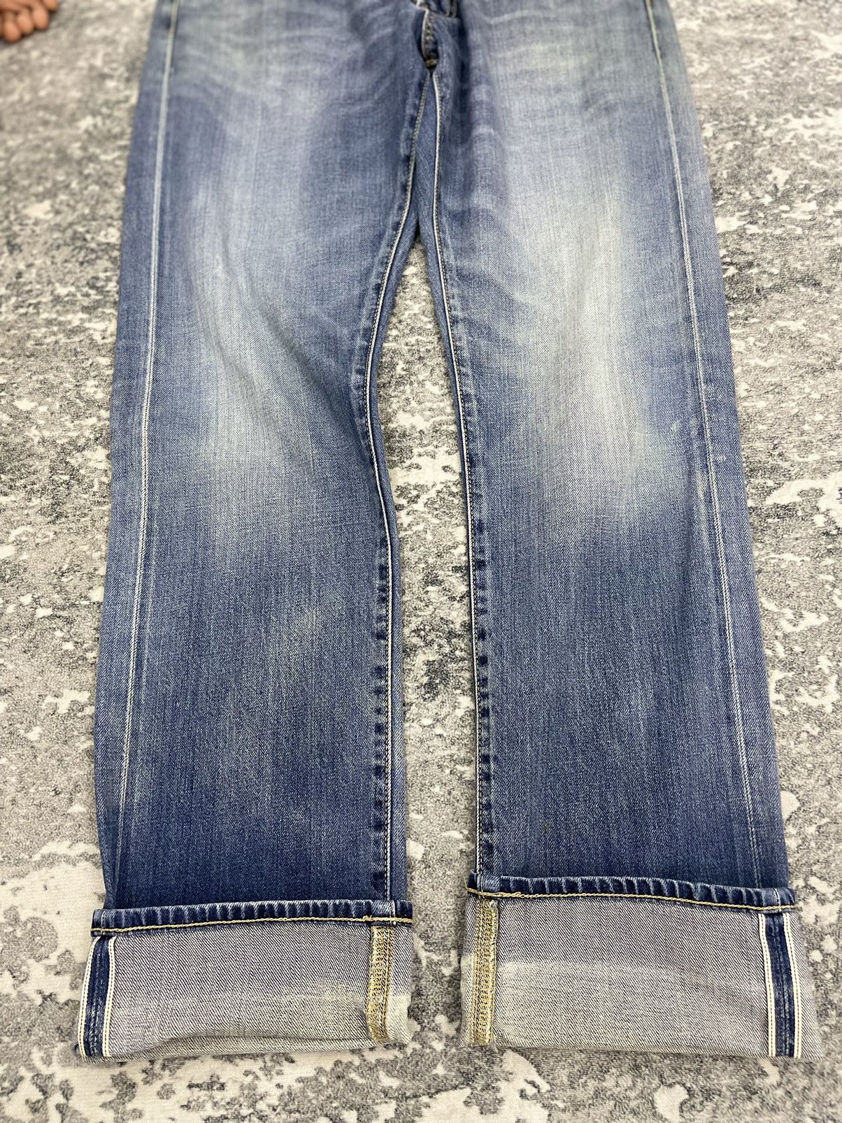Uniqlo Vintage Uniqlo Jeans Selvedge Regular Fit Size 32 Size US 32 / EU 48 - 12 Thumbnail