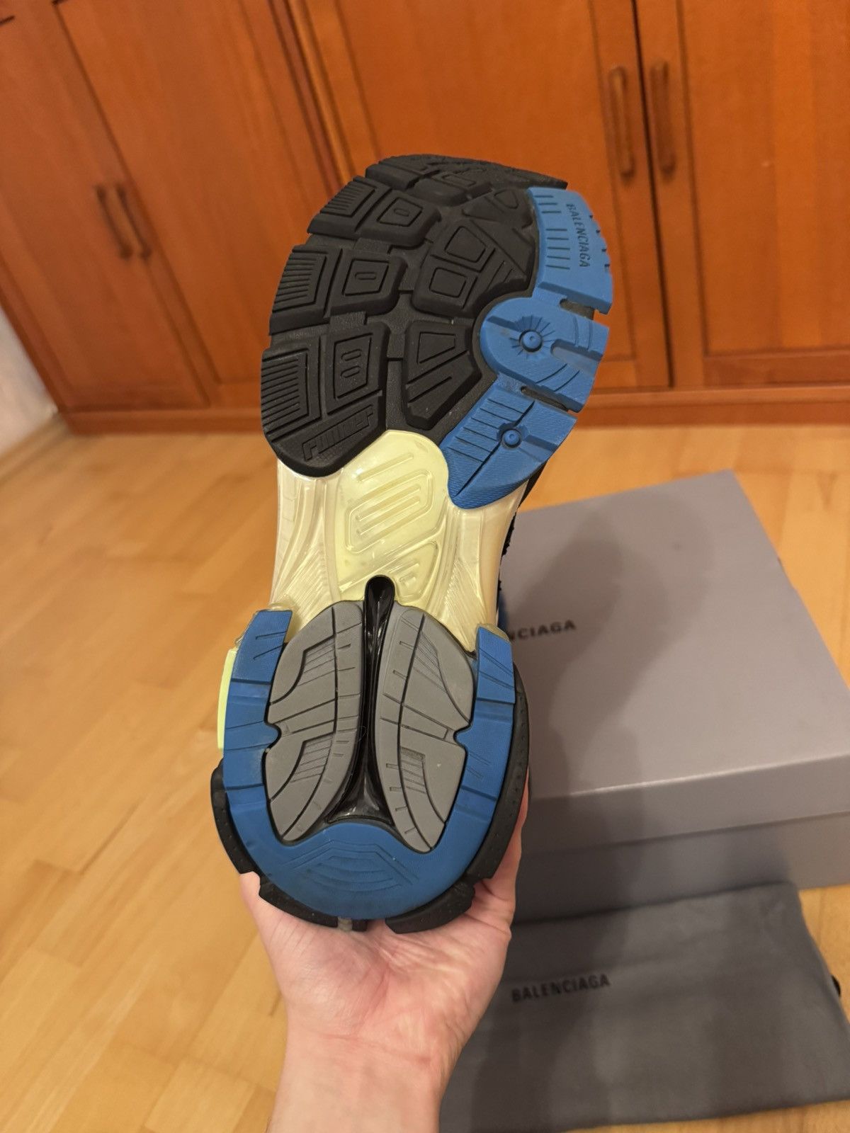 Balenciaga Balenciaga Runner Green Blue Black Size US 8 / EU 41 - 9 Thumbnail