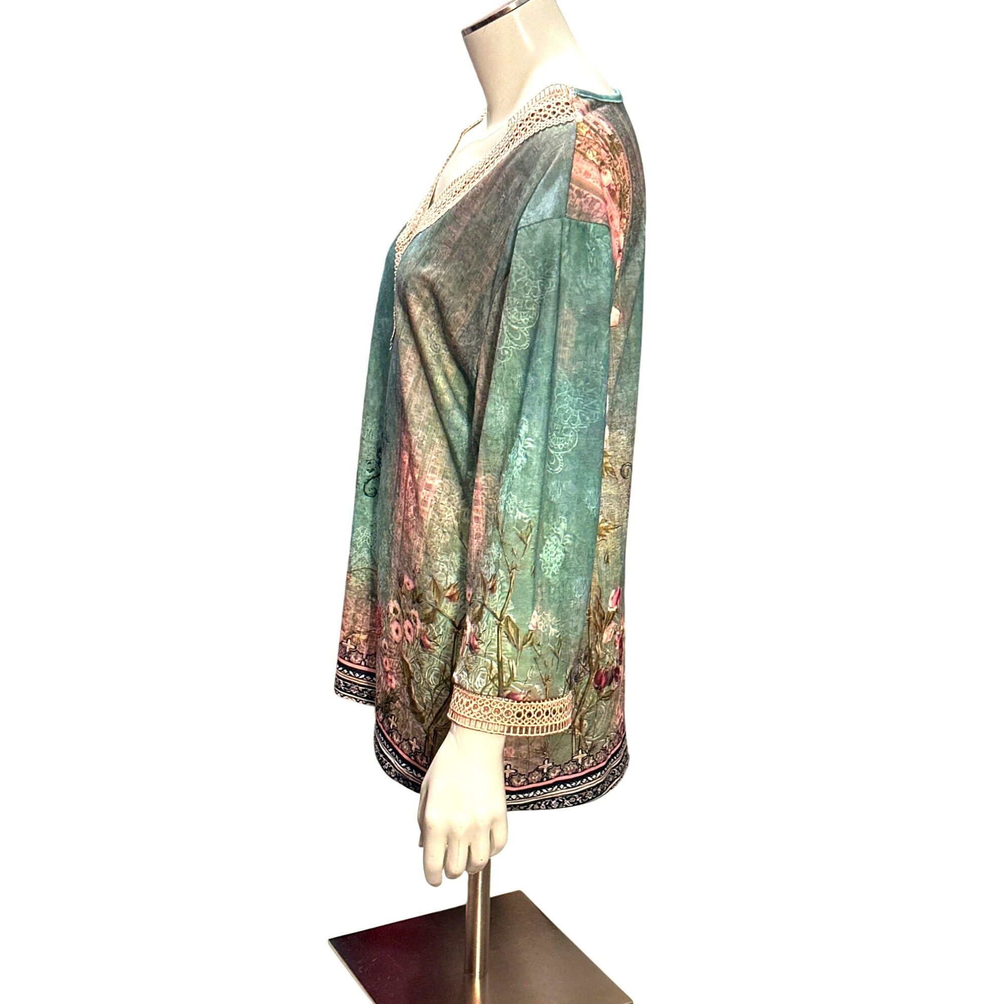 Other CCC Bohemian Floral Print Short Sleeve Tunic Top Crochet Nec Size S / US 4 / IT 40 - 2 Thumbnail