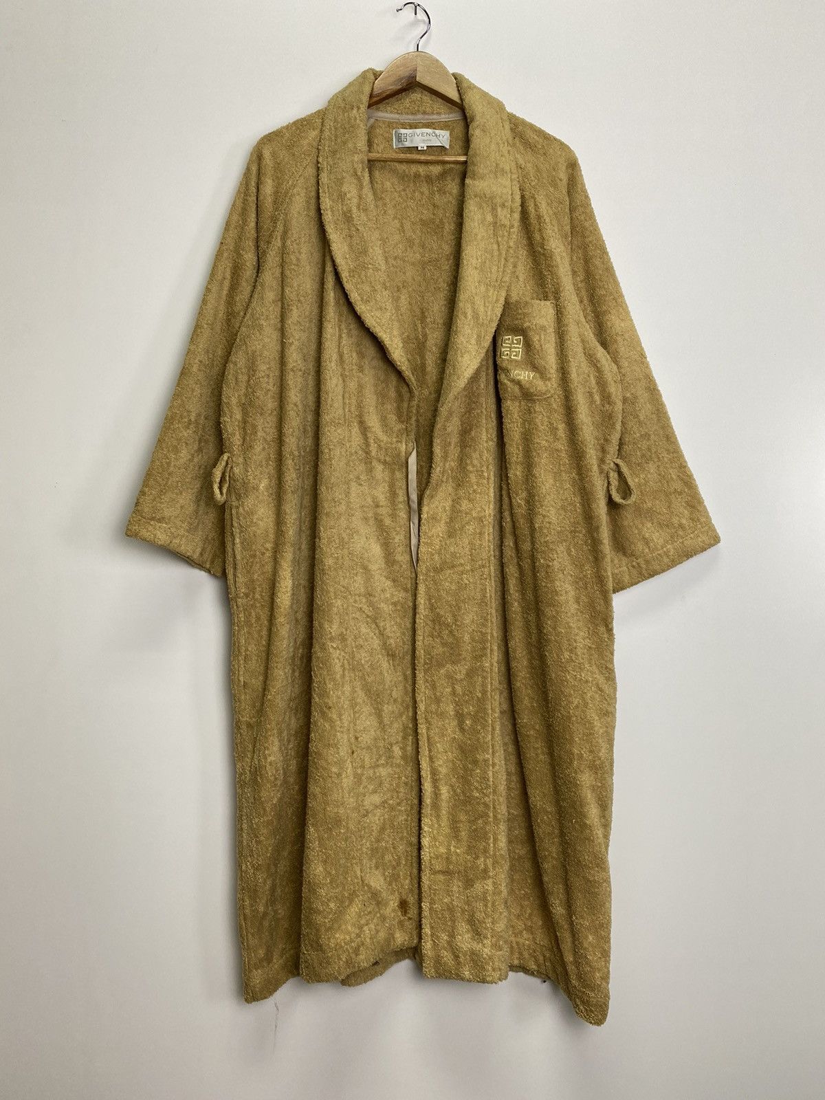 Vintage Vintage Givenchy towel jacket Size US M / EU 48-50 / 2 - 2 Thumbnail