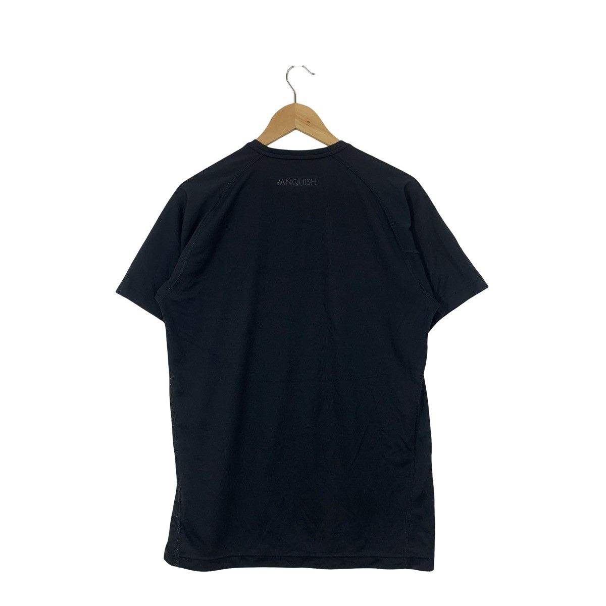Vanquish VANQUISH Fitness Small Logo Tee Shirt Top Jersey Activewear Size US S / EU 44-46 / 1 - 6 Thumbnail