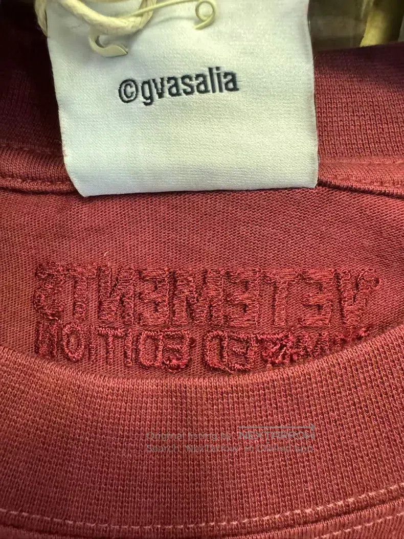 Vetements VETEMENTS Sanskrit印花 Short Sleeve Size US S / EU 44-46 / 1 - 4 Thumbnail