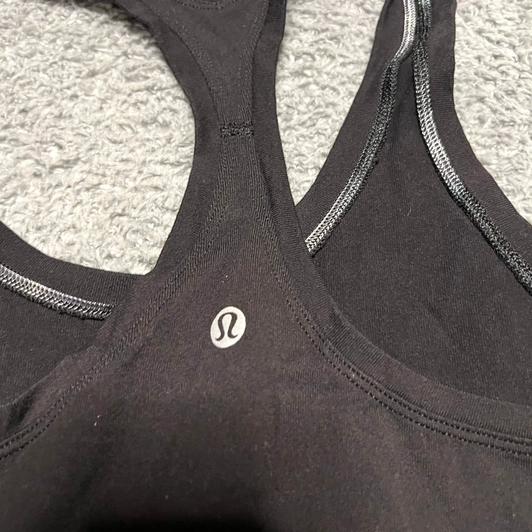 Lululemon Lululemon Tank Top Shirt Womens 6 Black Racerback Shirt Size M / US 6-8 / IT 42-44 - 3 Thumbnail