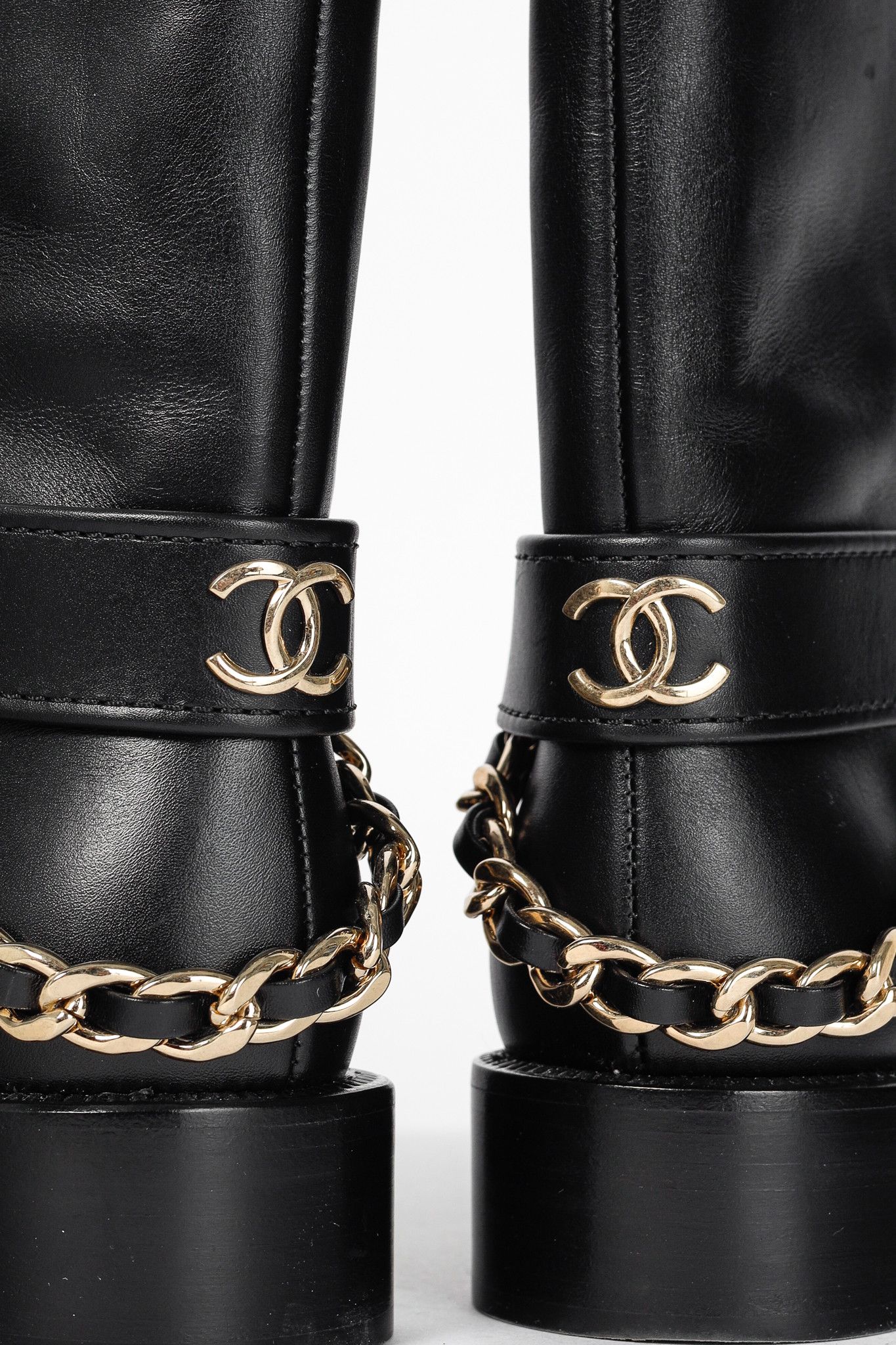 Chanel Chanel 22A Black Calfskin & Metal CC Chainlink Moto Boots Size US 5 / IT 35 - 8 Thumbnail