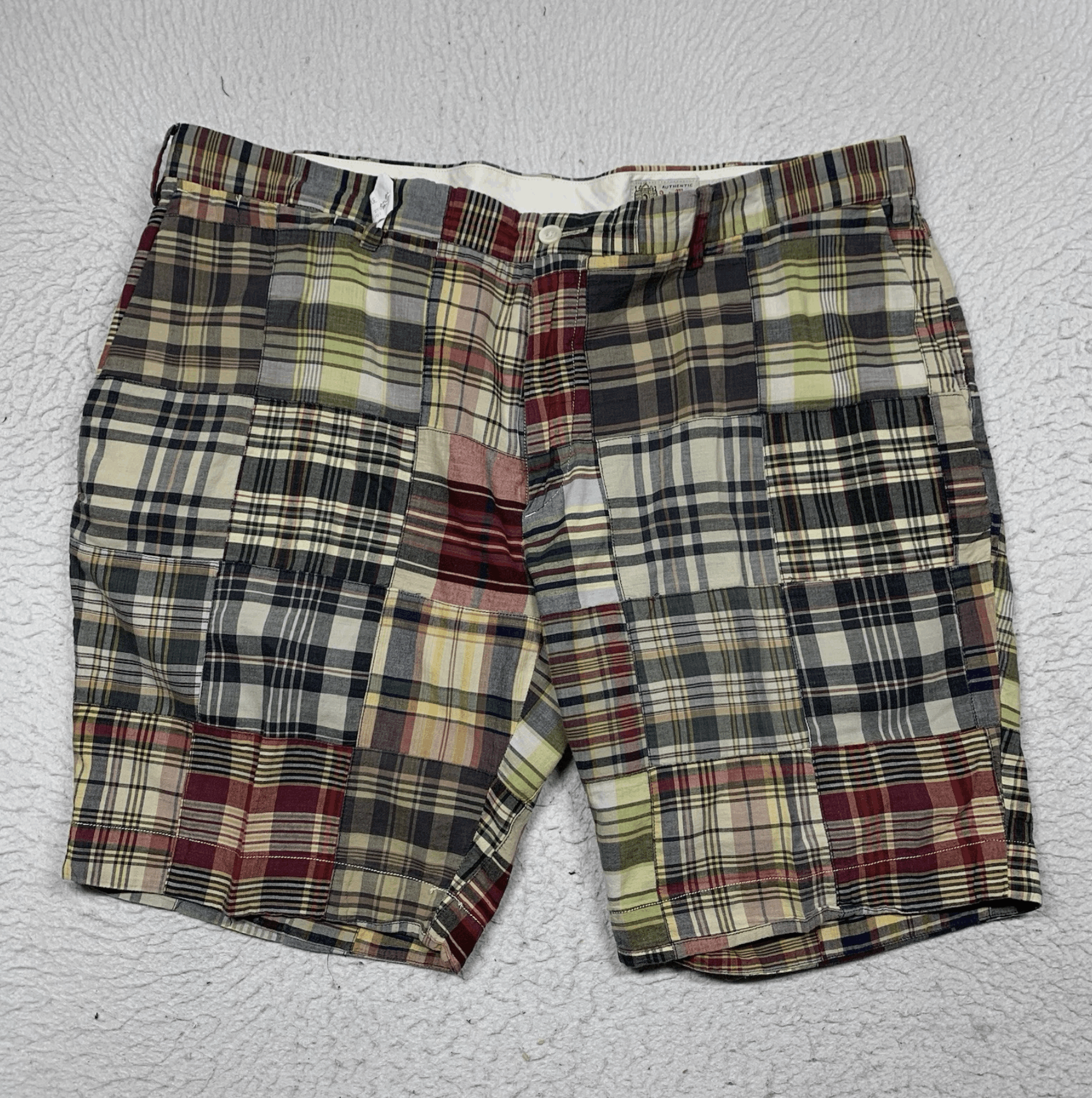 Ralph Lauren Ralph Lauren Shorts Men's 40 India Madras Patchwork Size US 40 / EU 56 - 1 Thumbnail